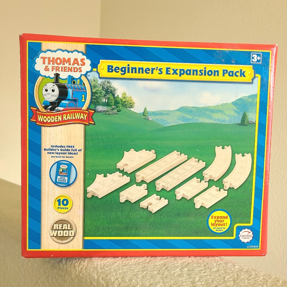 NIB Thomas & Friends Wooden Railway Expansion Set Real Wood